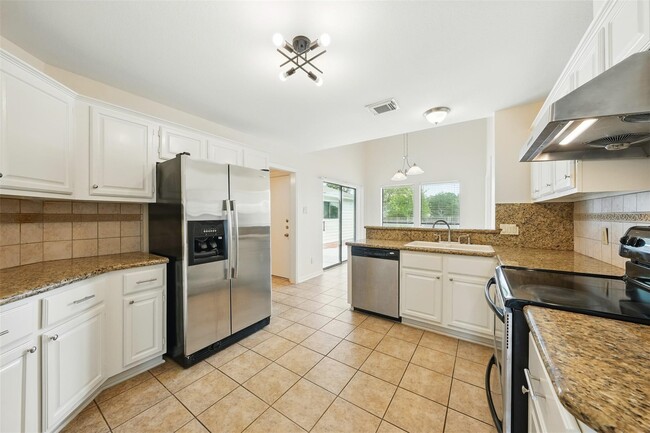 Building Photo - 3554 Ashfield Dr