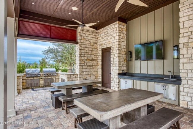 Building Photo - 55 Bluebonnet Way