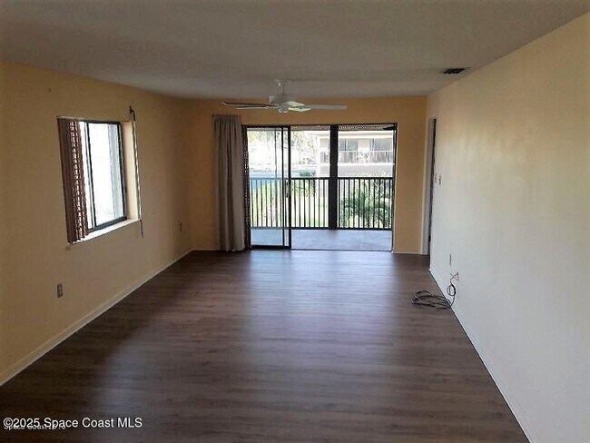 Building Photo - 325 S Banana River Blvd