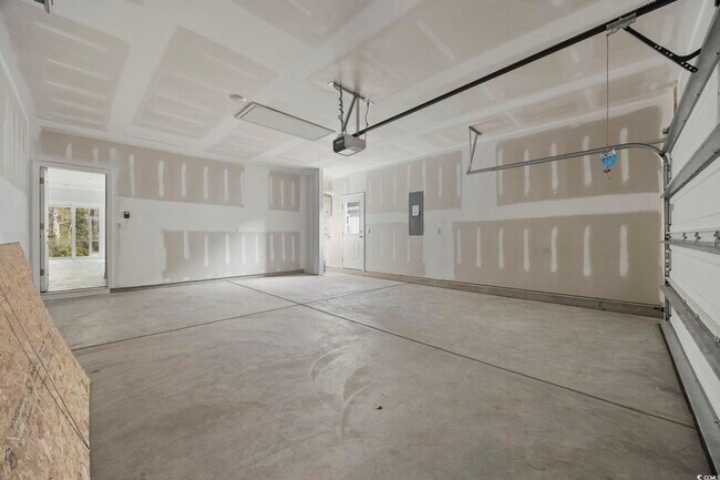 Building Photo - 7151 Shooting Star Way