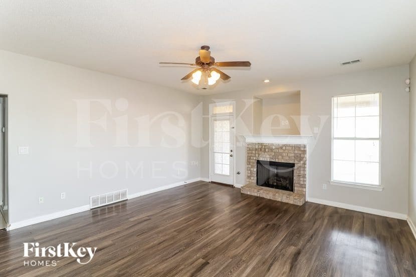 Building Photo - 9226 Chastain Pl