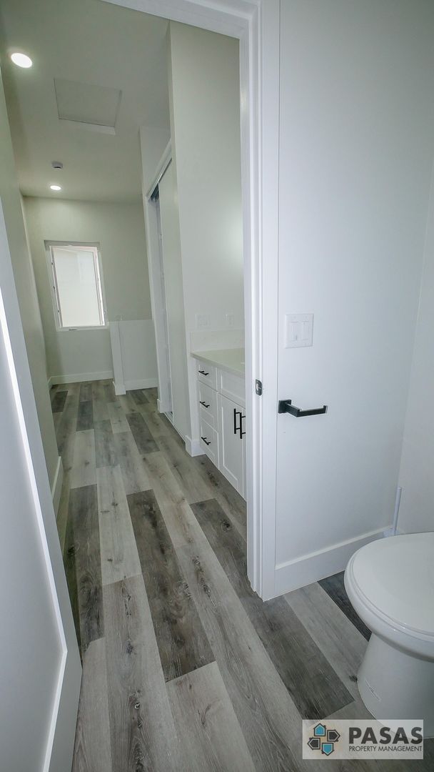 Building Photo - Newly Built Solar-Powered Home!