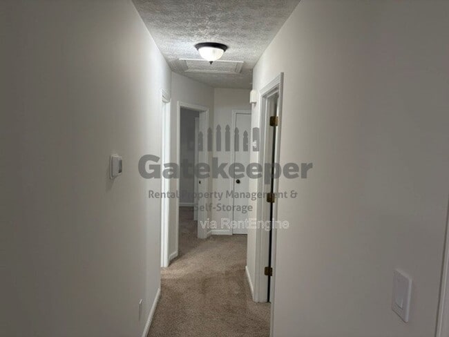 Building Photo - 280 Handley Ct