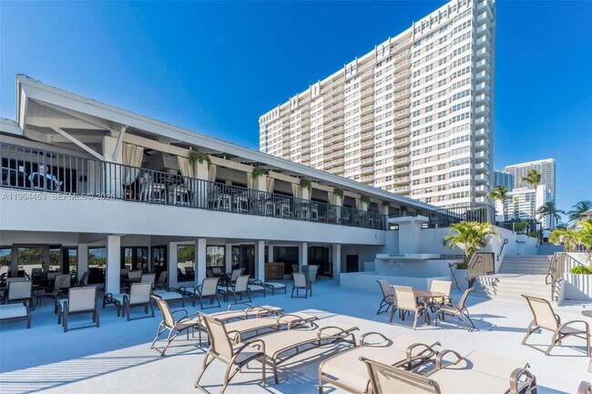 Building Photo - 1985 S Ocean Dr