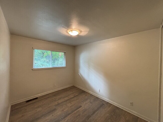 Building Photo - 3287 Marlene Dr