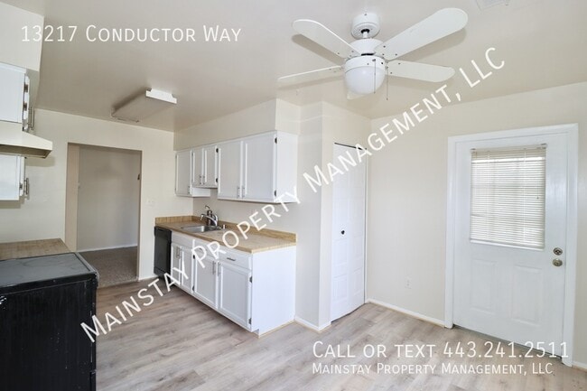 Building Photo - 13217 Conductor Way