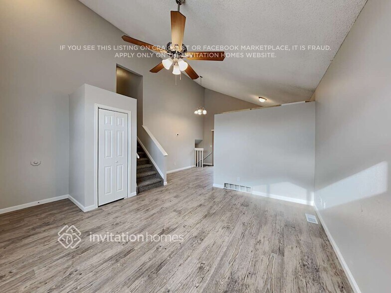 Building Photo - 7520 Montarbor Dr