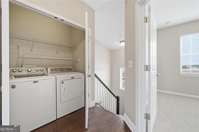 Building Photo - 164 Blakemore Dr