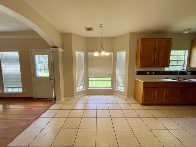 Building Photo - 24231 Pepperrell Pl St