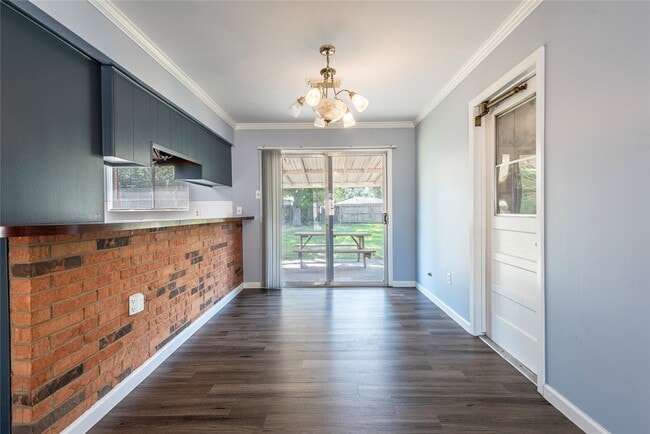 Building Photo - 10914 Keese Dr