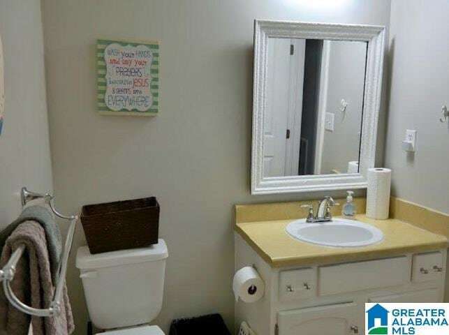 Building Photo - 1248 MacQueen Dr