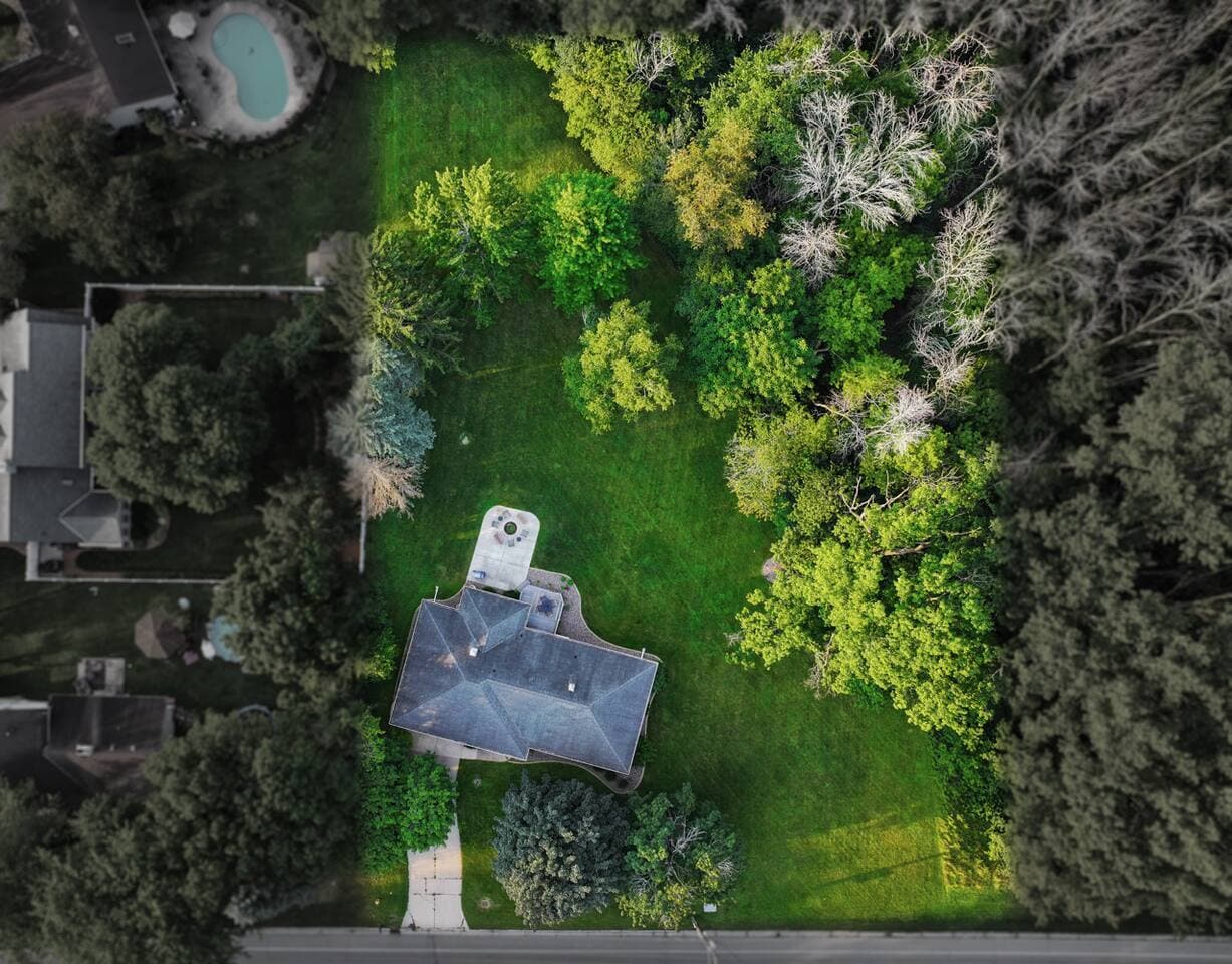 Building Photo - 1212 Circle Dr