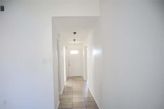 Building Photo - 2731 Eagle Pass