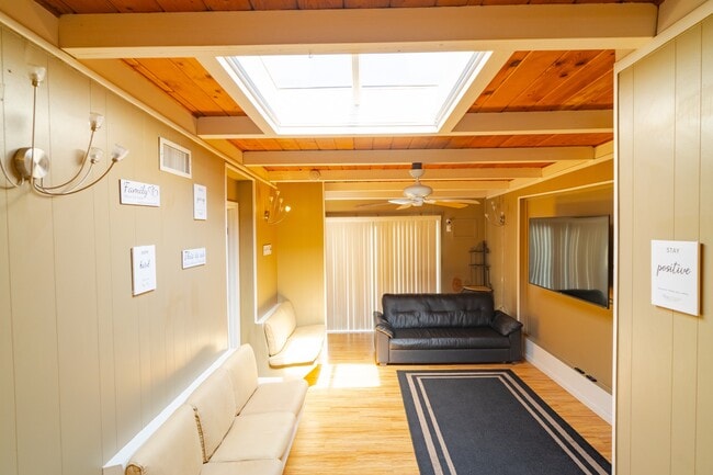 Building Photo - 5001 54th St