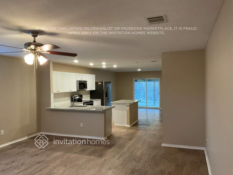 Building Photo - 1852 Village Park Trail