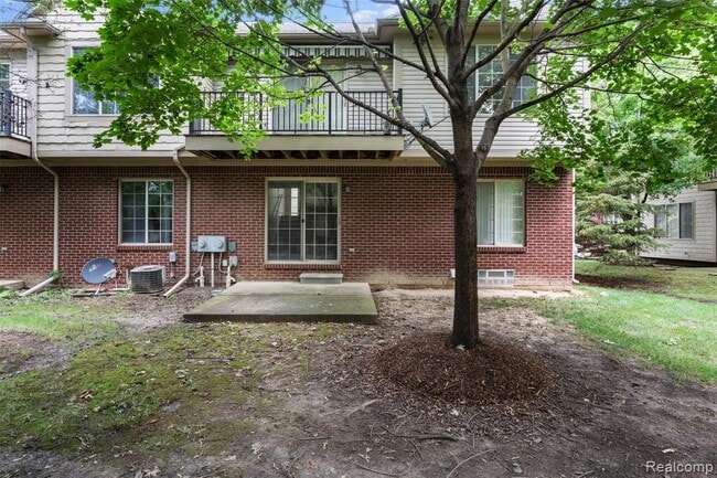 Building Photo - 45815 Grant Ct
