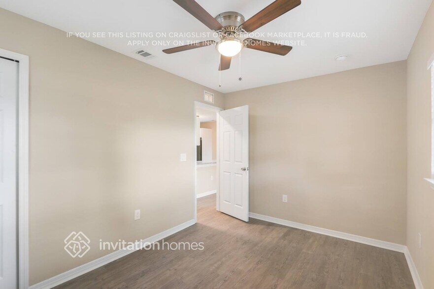 Building Photo - 7600 14th St N