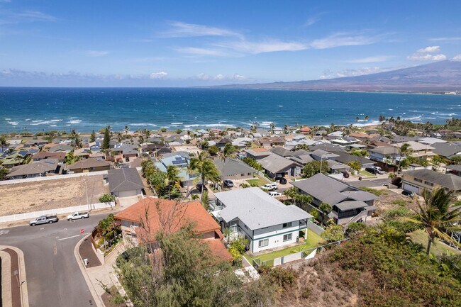 Building Photo - Luxury Maui Living in a Spacious Wailuku Showpiece