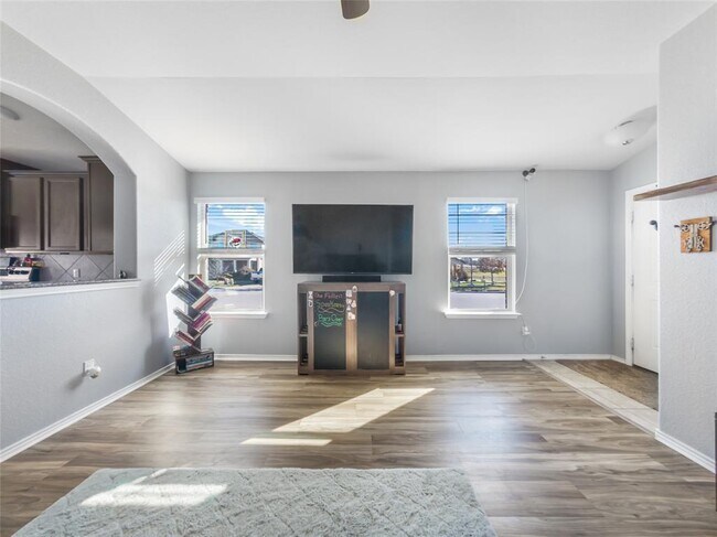 Building Photo - 137 Hematite Ln