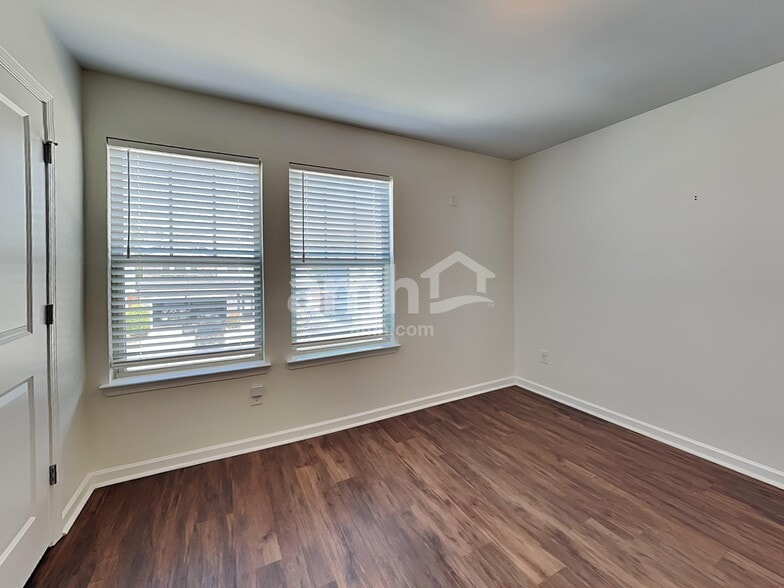 Building Photo - 321 Bowfin Trl