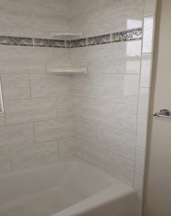 Building Photo - 28833 Groveland St