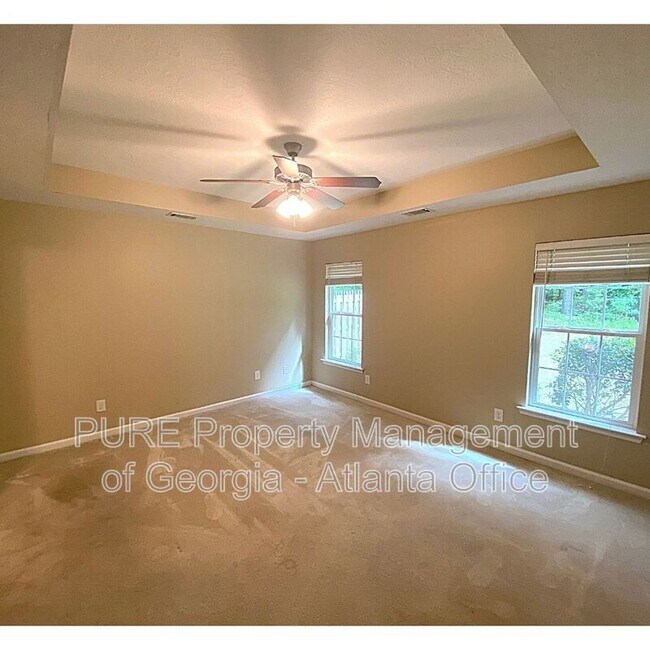 Building Photo - 2148 Sylvan Lake Dr