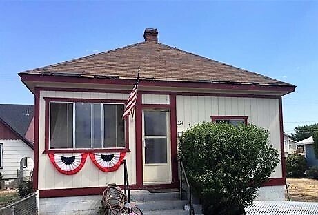 Primary Photo - Located in the heart of downtown Sparks!