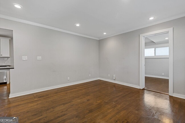 Building Photo - 2779 Horse Shoe Dr