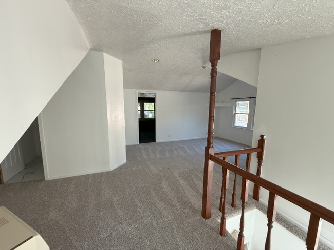 Building Photo - 3347 W 131st St