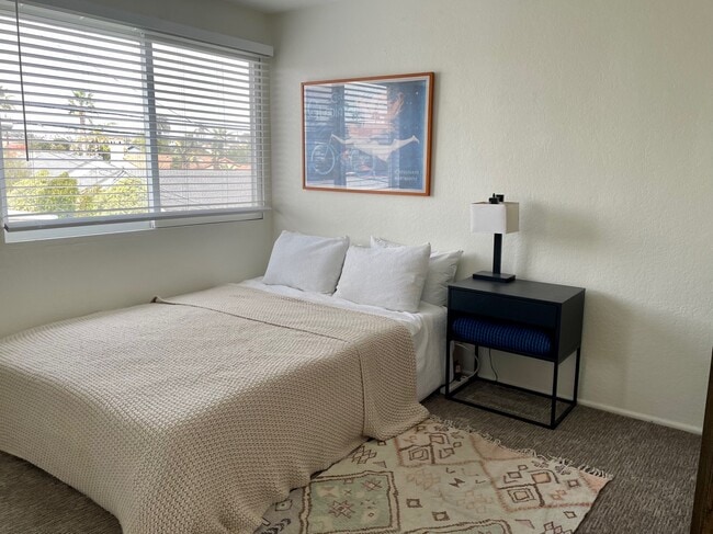 Second Bedroom - 213 Avenue H