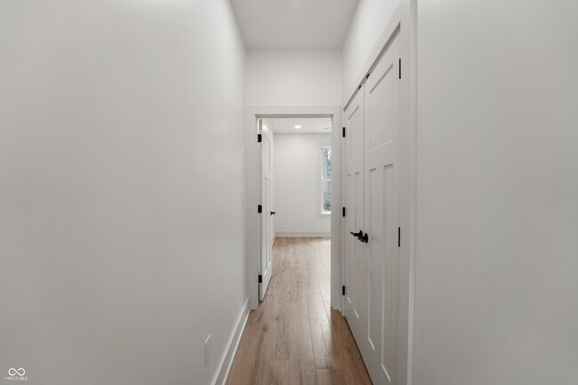 Building Photo - 5123 Oak Rdg Pl