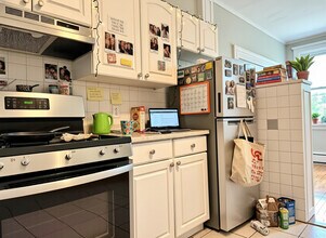 Building Photo - 330 St Paul St