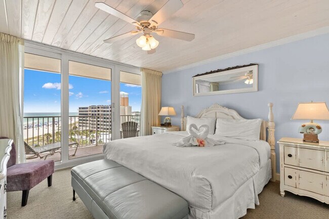 Building Photo - 7205 Thomas Dr