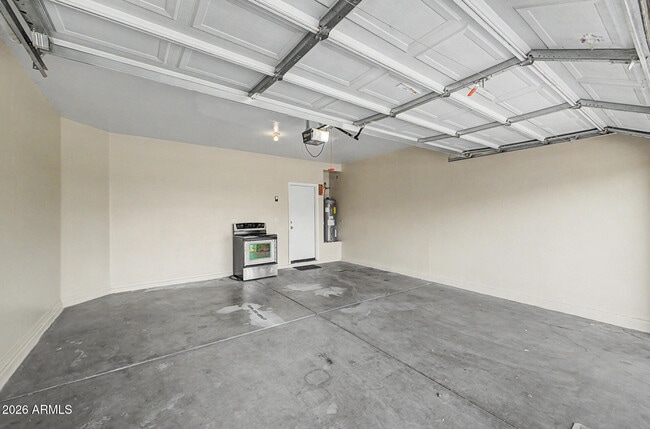 Building Photo - 8932 W Hammond Ln