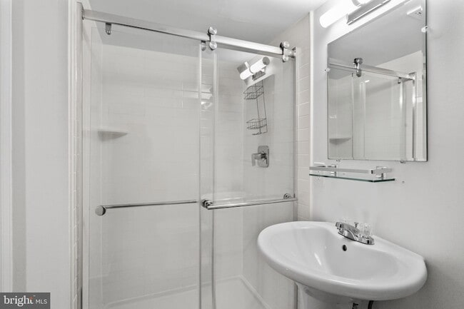 Building Photo - 9312 Sprinklewood Ln