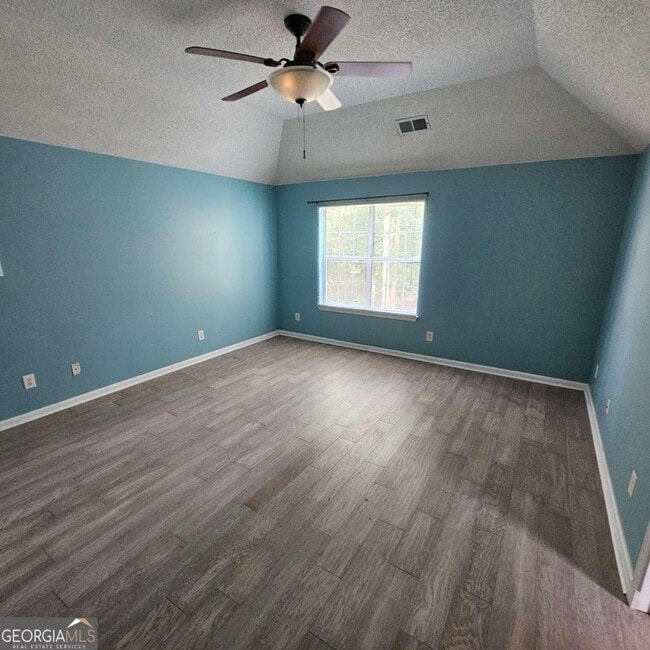 Building Photo - 310 Pecan Wood Cir