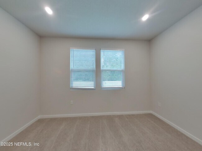 Building Photo - 14865 Praline Ct