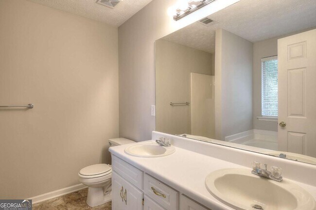 Building Photo - 4160 Janel Ln