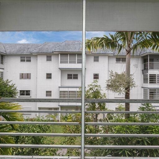 Building Photo - 2060 NW 48th Terrace