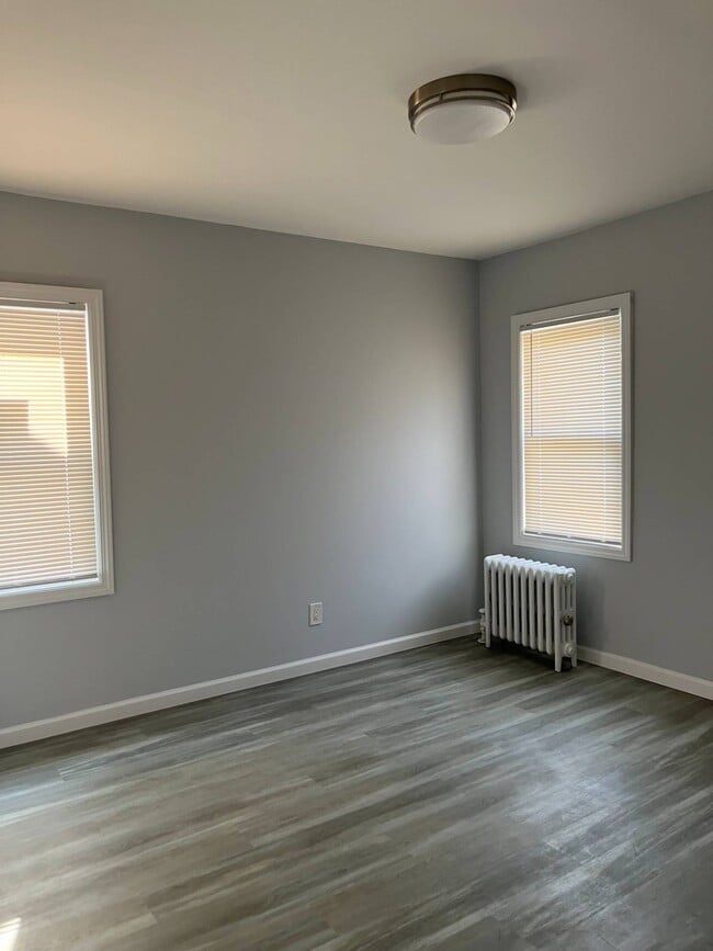 Building Photo - 93-04-93241 241st St