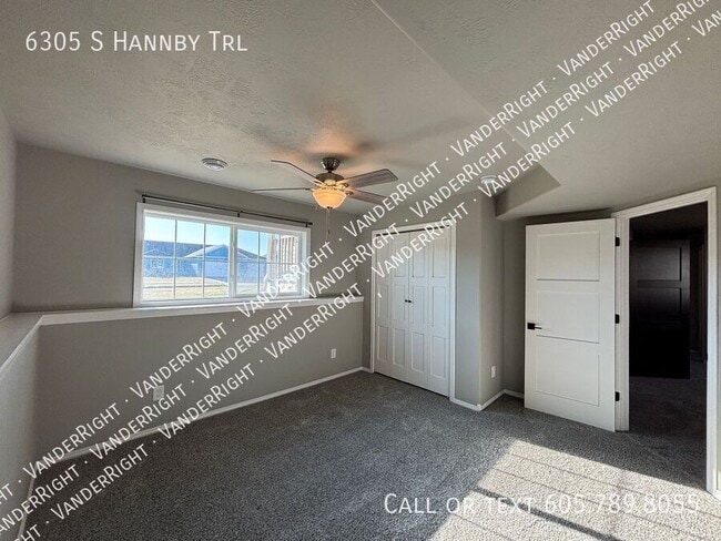 Building Photo - 6305 S Hannby Trl