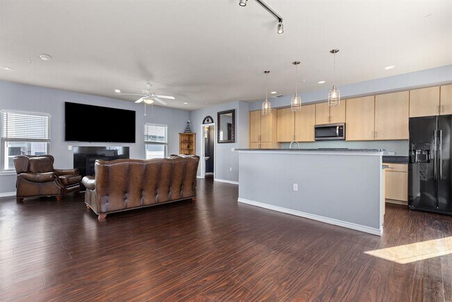 Building Photo - 2606 Wilson St