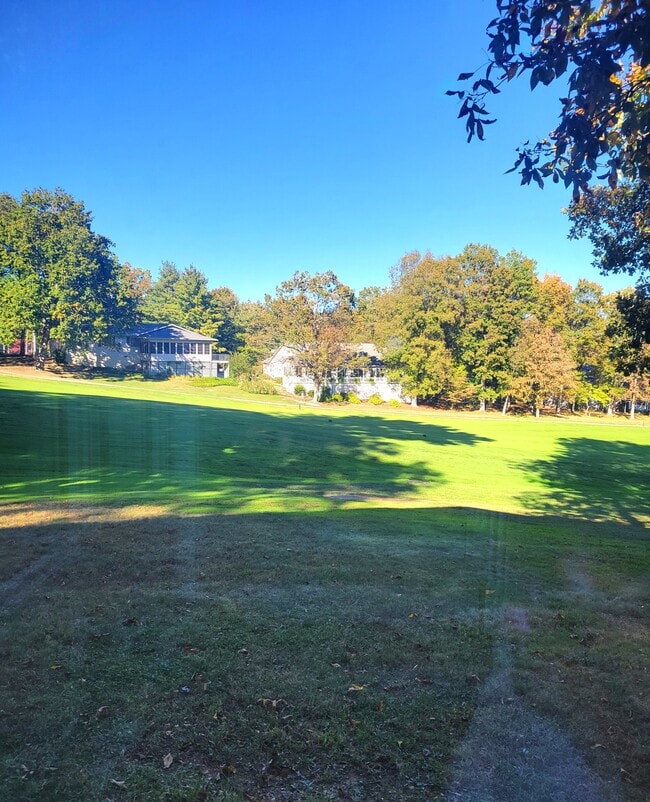 Building Photo - 166 Baltusrol Rd