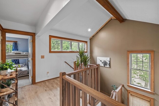 Building Photo - 358 Juniper Ct