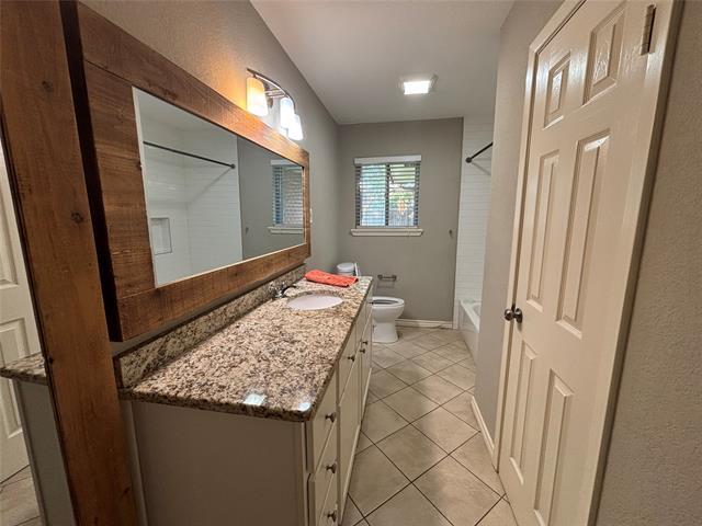 Building Photo - 4212 Selkirk Dr W