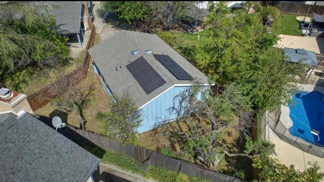 Building Photo - 6300 Beta Ct