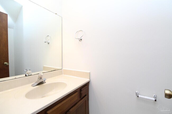 Building Photo - 1455 Acorn Ln