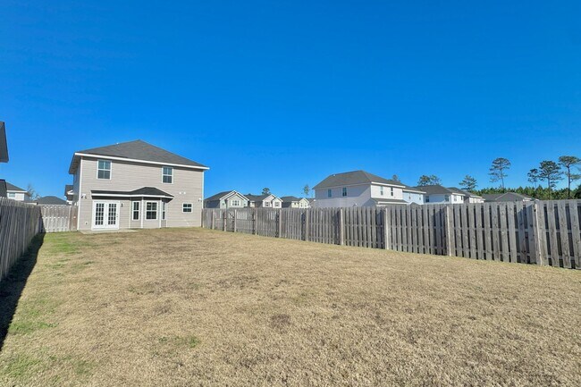 Building Photo - COMING EARLY FEBRUARY 2026! (One Pet Maximum)