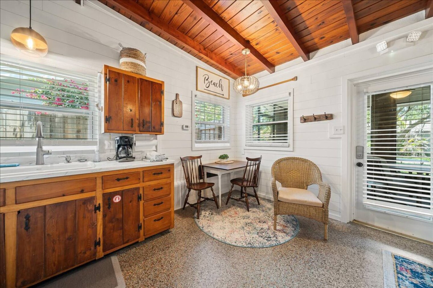 Building Photo - 408 Harrison Ave