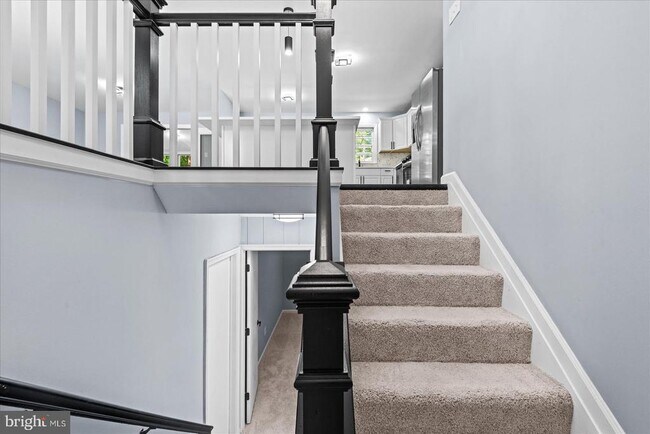 Building Photo - 2312 Harpoon Dr